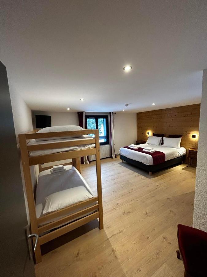 Hotel Restaurant Le Madame La Ferriere  Экстерьер фото