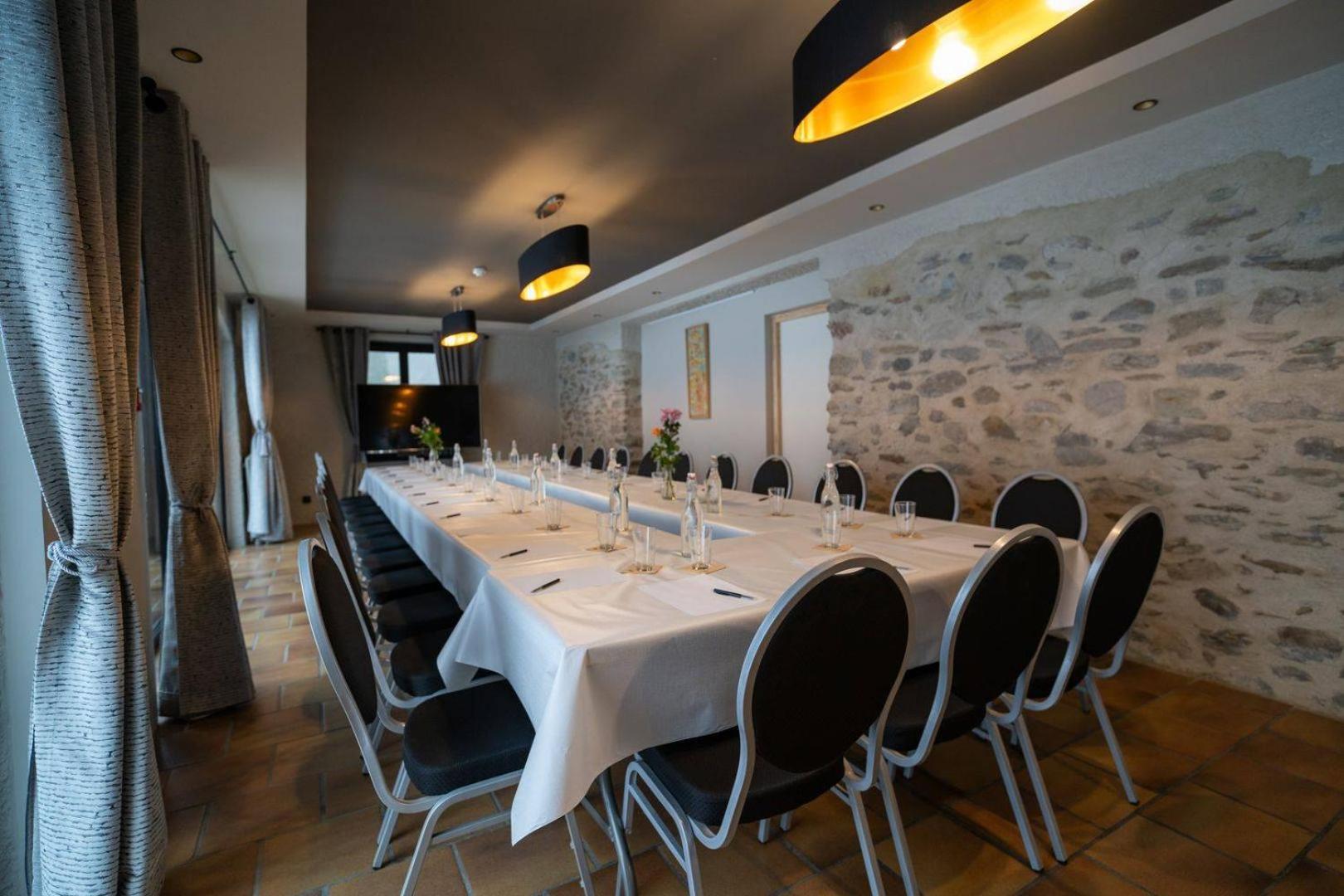 Hotel Restaurant Le Madame La Ferriere  Экстерьер фото