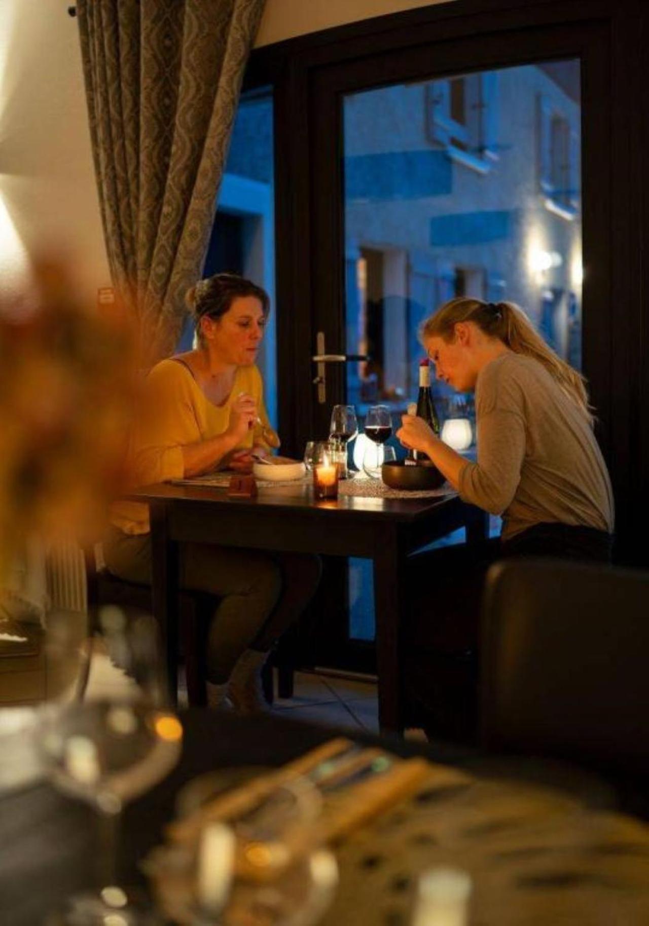 Hotel Restaurant Le Madame La Ferriere  Экстерьер фото